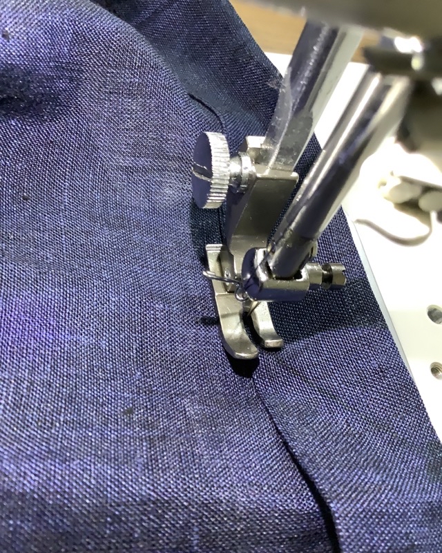 ゴムパンツウエスト部分ミシン縫い